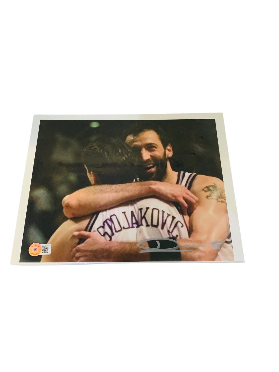 Autographed Vlade Divac Photo-Beckett (WW39773)