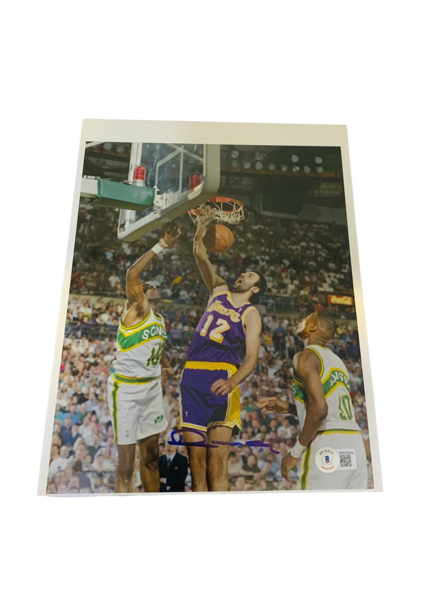 Autographed Vlade Divac Photo-Beckett (WW39696)