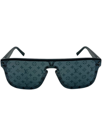 Louis Vuitton LV Waimea Monogram Black Frame Z1082E