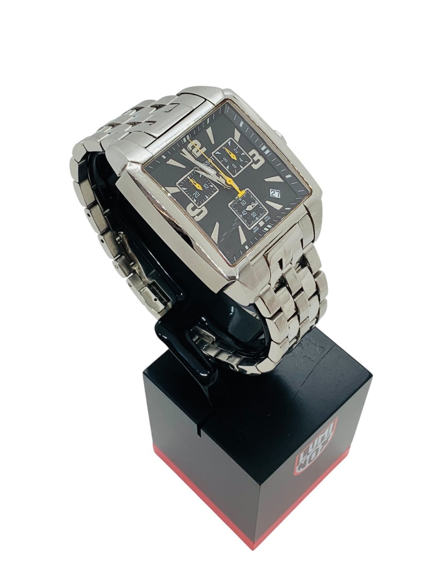 Tissot 1853 Quadrato Men's Chronograph Watch - Quartz Stainless Steel 36x39mm Black Dial