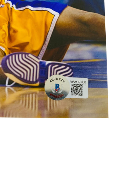 Autographed Vlade Divac Photo-Beckett (WW39700)
