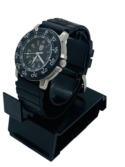 Luminox Navy SEAL 3001 3000 Men's Black Dive Watch 40mm Swiss Date