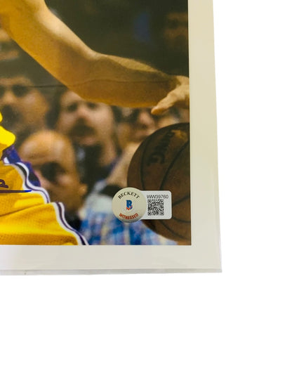 Autographed Vlade Divac Photo-Beckett (WW39760)