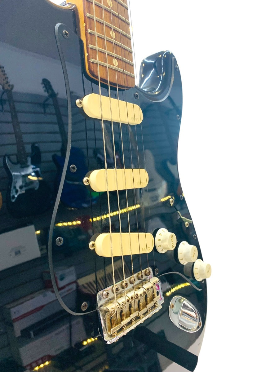 1997 Fender Stratocaster Mexico 6-String Electric Guitar