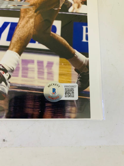 Autographed Vlade Divac Photo-Beckett (WW39807)