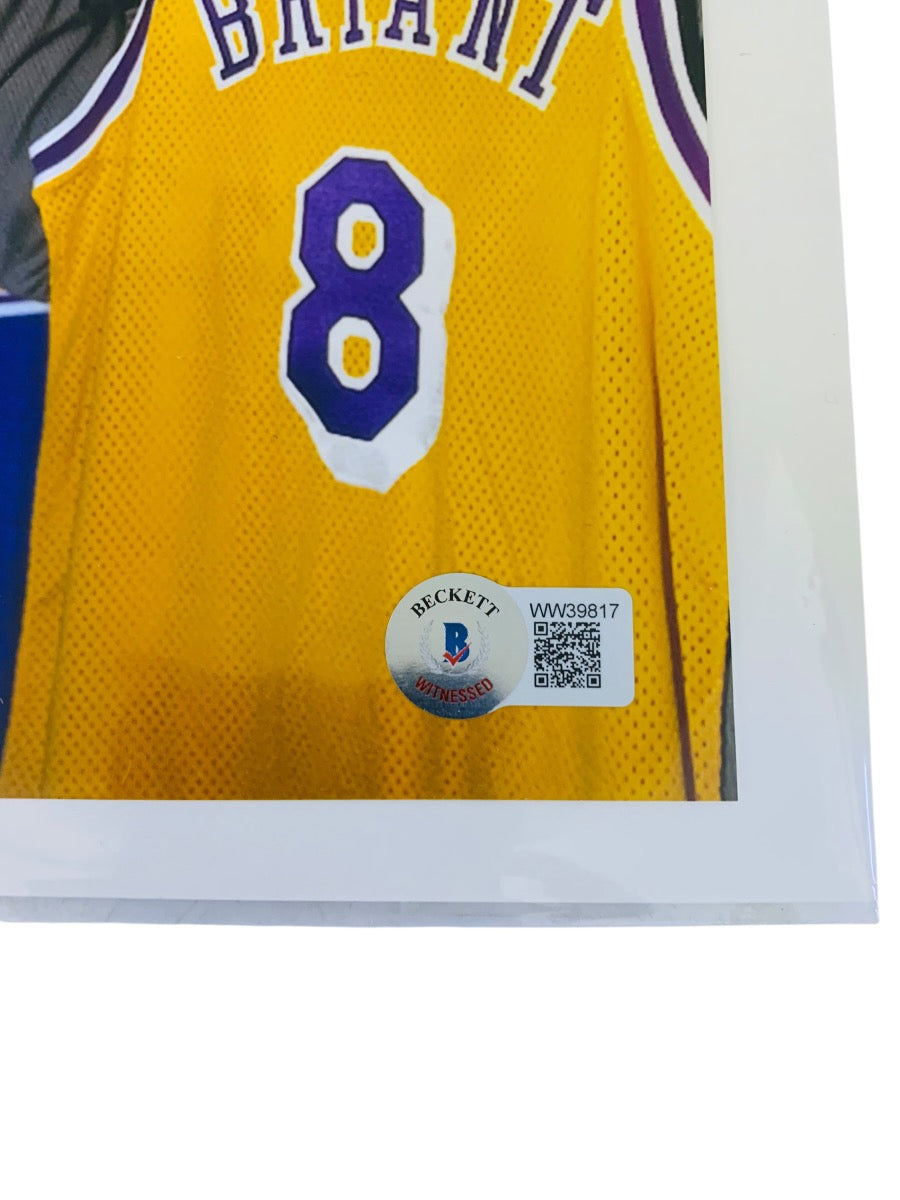 Autographed Vlade Divac Photo-Beckett (WW39817)