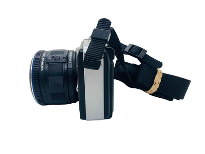 Olympus PEN E-PL1 Digital Camera - Black w/ Olympus ED 14-42mm Lens