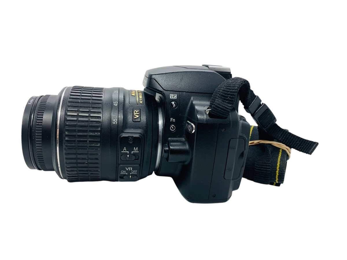Nikon D40X Digital SLR Camera w/ Nikon DX AF-S Nikkor 18-55mm