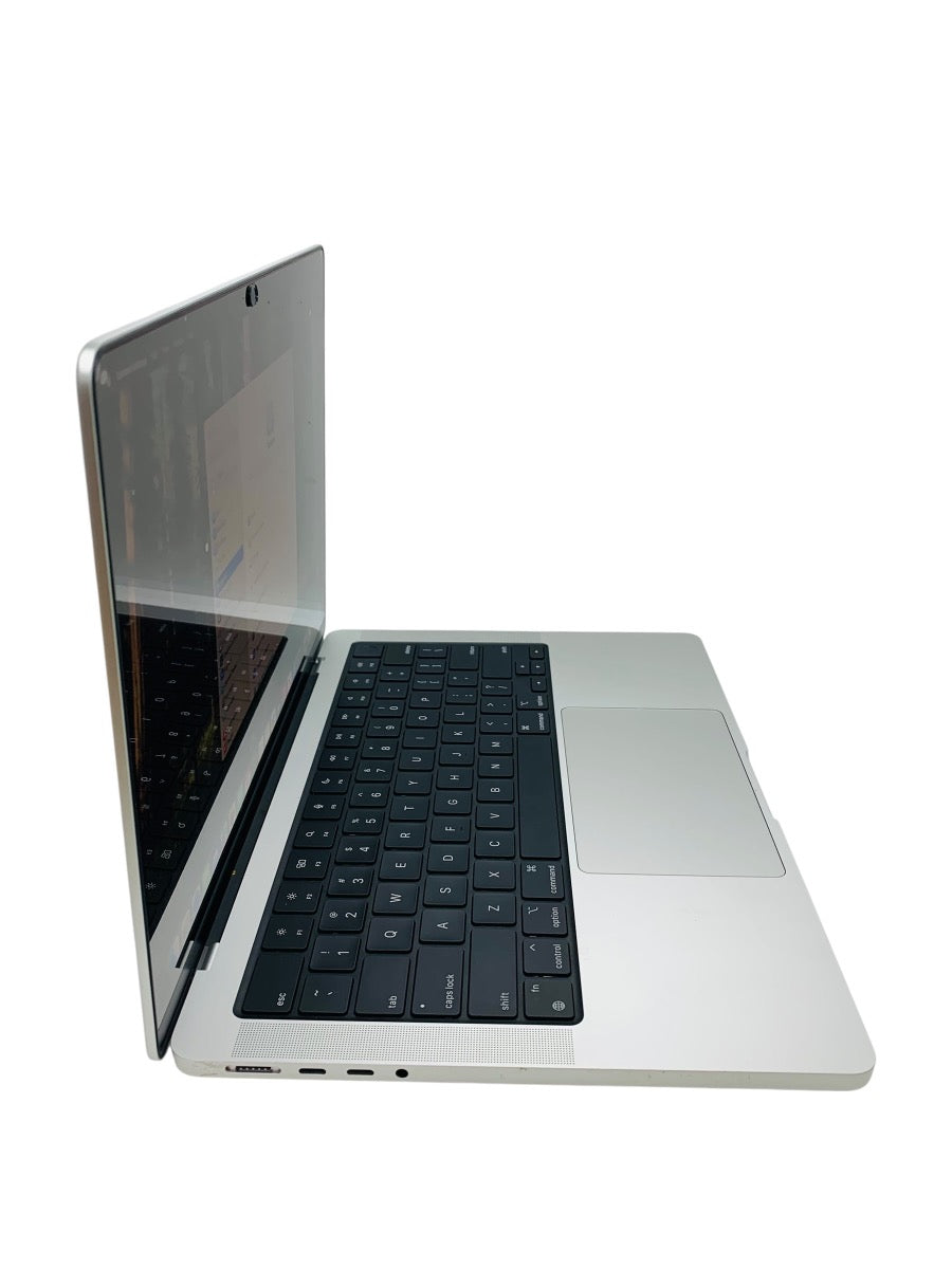 Apple Mac Book Pro A3401 14" M4| 48GB Ram| 2TB HD| Silver| 2024