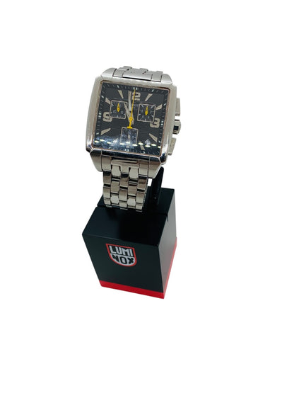 Tissot 1853 Quadrato Men's Chronograph Watch - Quartz Stainless Steel 36x39mm Black Dial