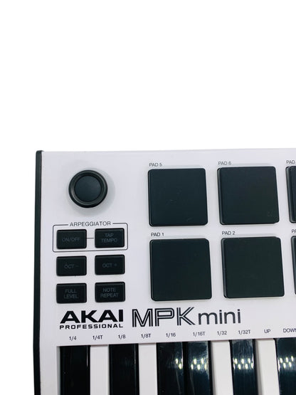 Akai Professional MPK Mini III 25 key MIDI Keyboard Controller White