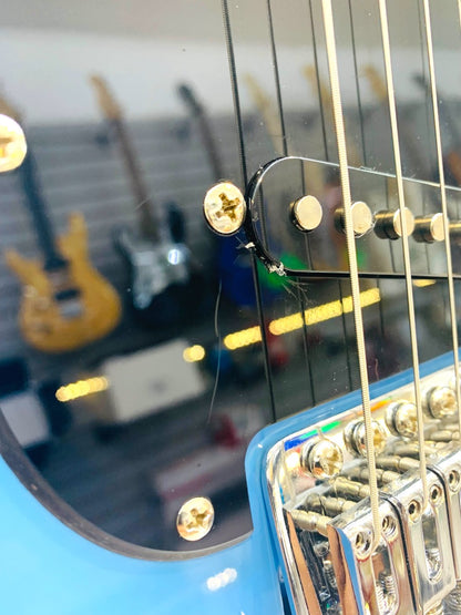 Squier Sonic Stratocaster Laurel Fingerboard 6-String Electric Guitar California Blue