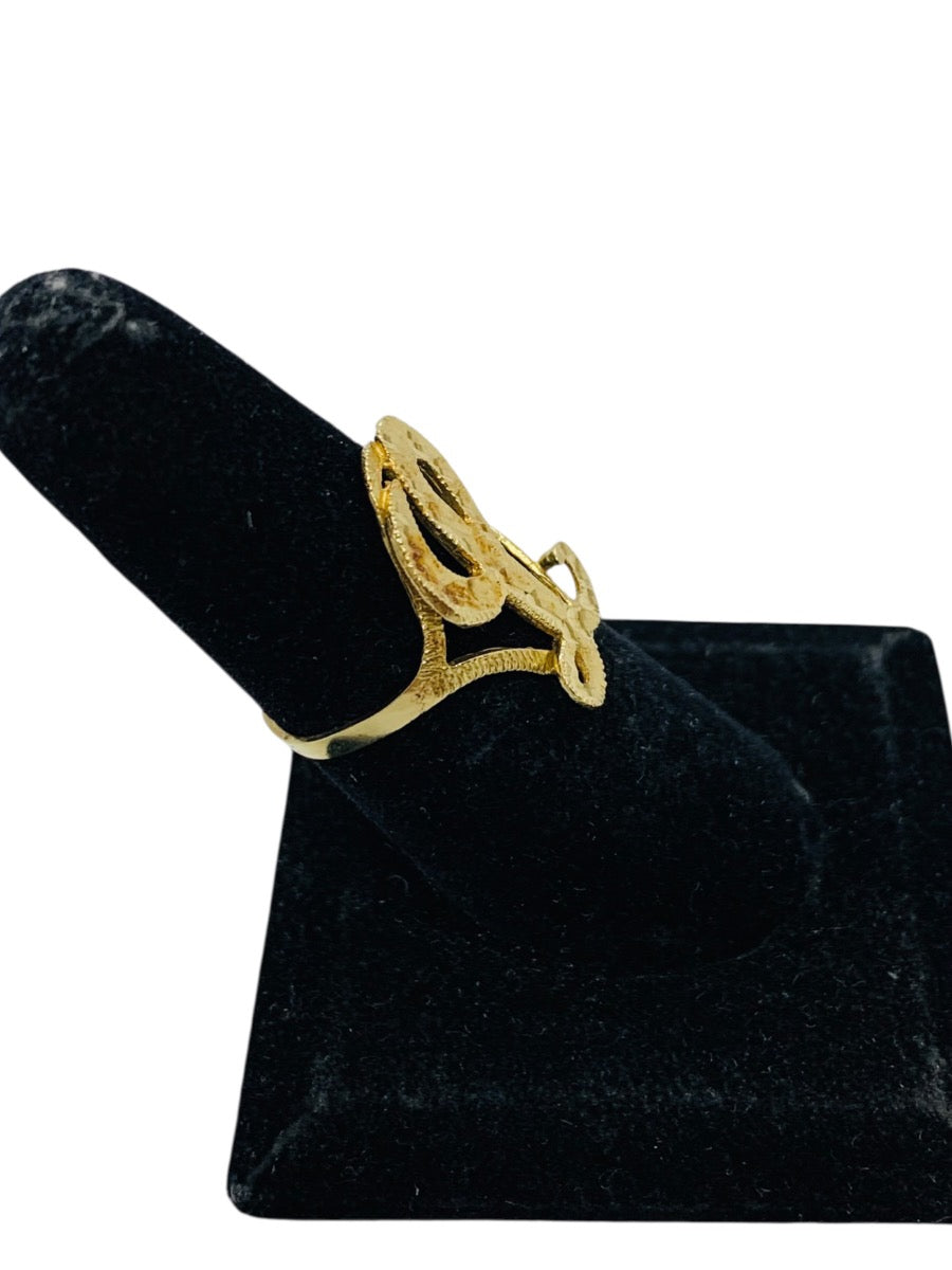Initial "L" 10K Yellow Gold Ring | Size 7 | 2.64g