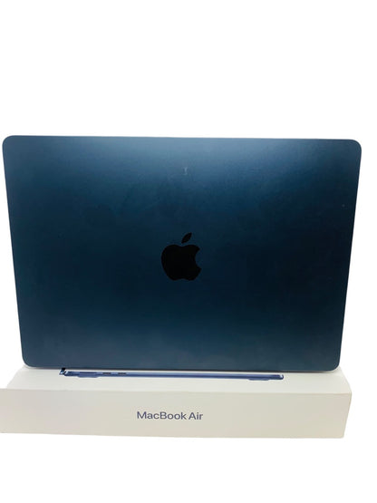 Apple MacBook Air 2024 | A3113 | M3 | 8GB Ram | 256GB HD | Midnight
