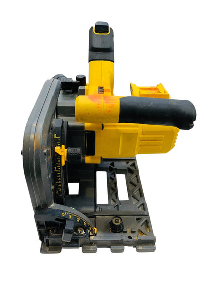 DeWALT FLEXVOLT 60V Brushless 6-1/2 " Track Saw DCS520