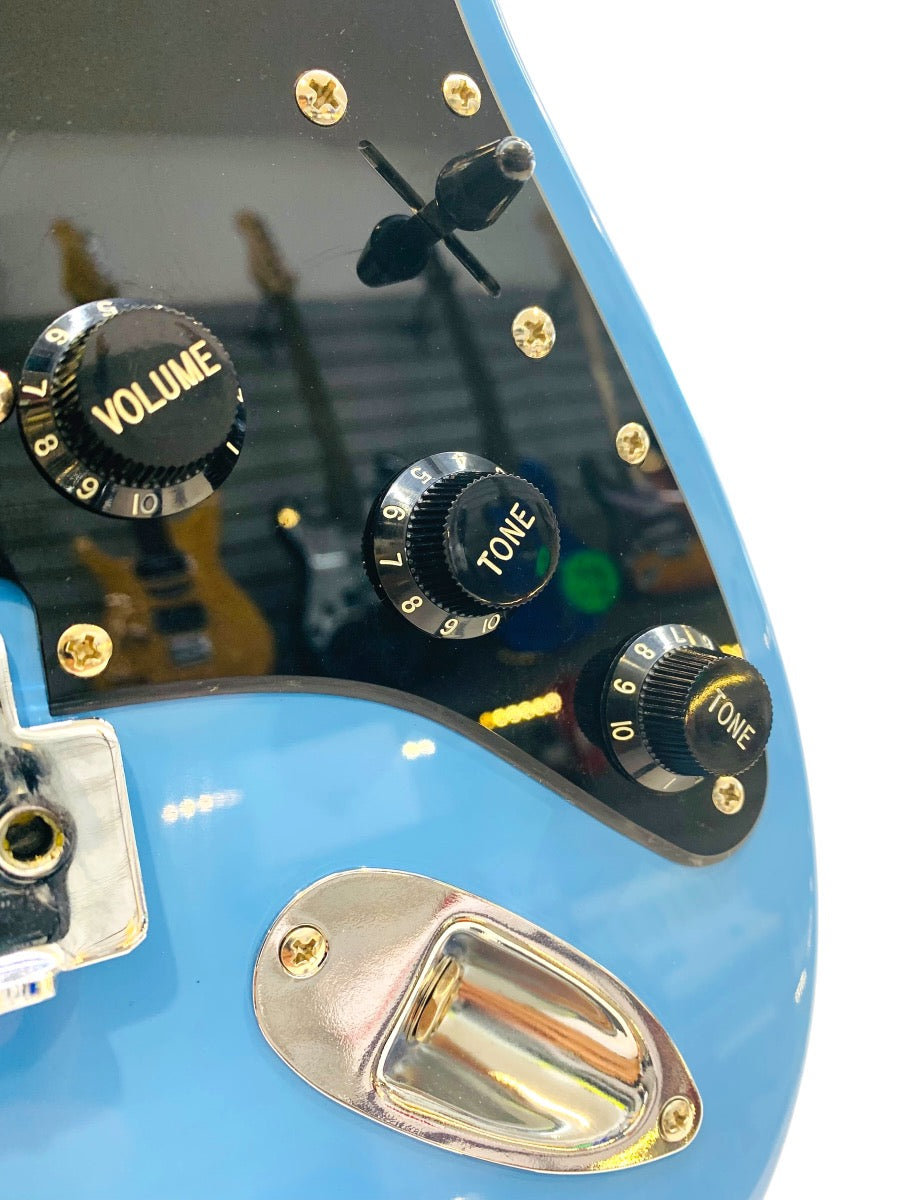 Squier Sonic Stratocaster Laurel Fingerboard 6-String Electric Guitar California Blue