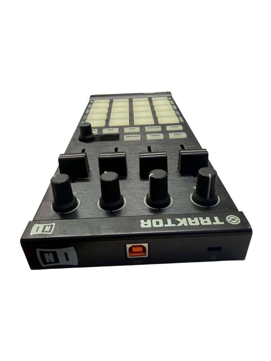 Native Instrument Traktor Kontrol F1 Portable DJ Controller 16 Pads