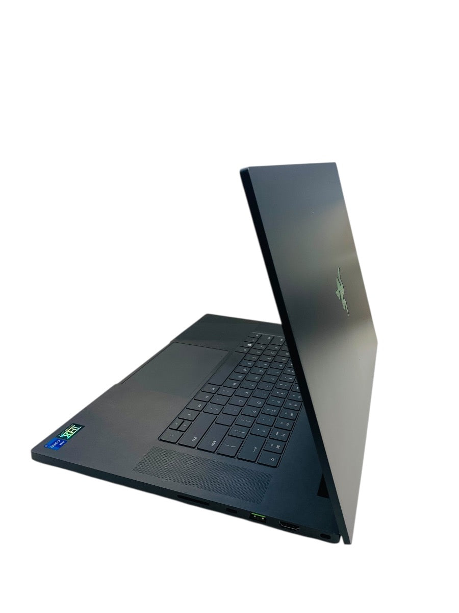 Razer Blade RZ09-0423 | i7 12th Gen| 2.4 GHz| 16GB Ram| 1TB HHD
