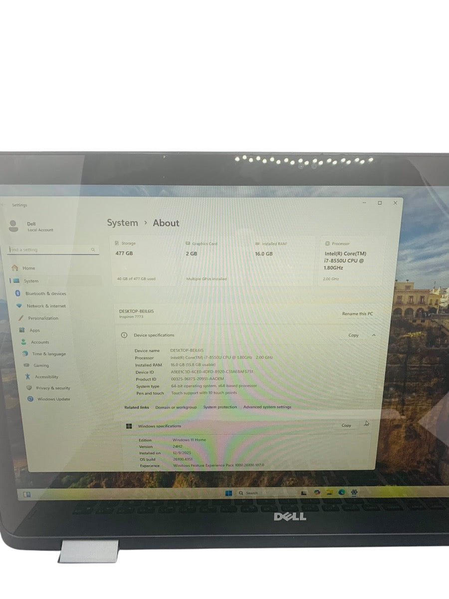 Dell Inspiron 7773 |17"| 512GB SSD| 16GB RAM| i7-8550U| 2 GHz Laptop