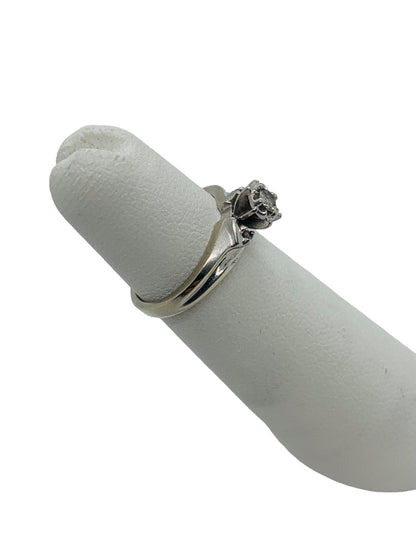 10K White Gold Lady's Ring .04TCW/ 2.2g/Size 4