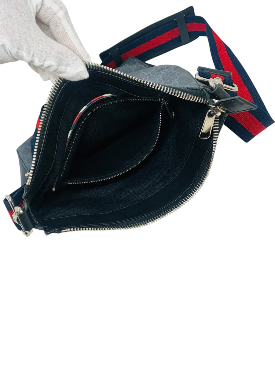 Gucci Night Courier GG Supreme Messenger Bag