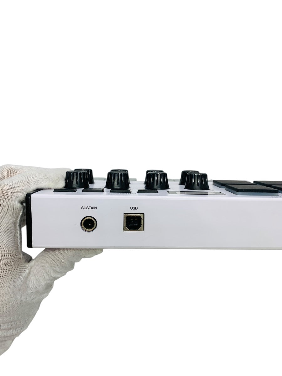 Akai Professional MPK Mini III 25 key MIDI Keyboard Controller White