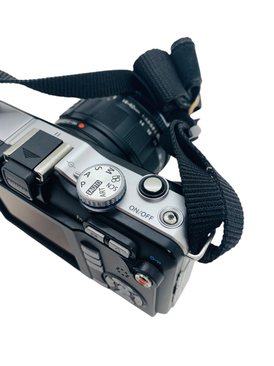 Olympus PEN E-PL1 Digital Camera - Black w/ Olympus ED 14-42mm Lens