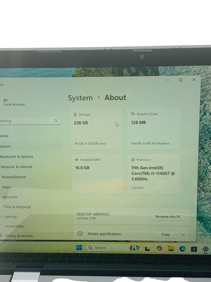 Dell Latitude 3330 2-In-1 13.3" | i5 |16GB RAM | 256GB GB SSD| 2.6 GHz