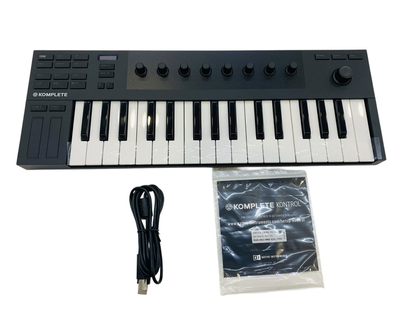Native Instruments Komplete Kontrol M32 Compact Keyboard Controller