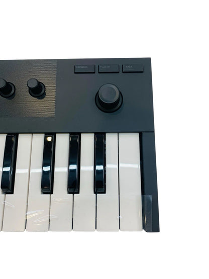 Native Instruments Komplete Kontrol M32 Compact Keyboard Controller